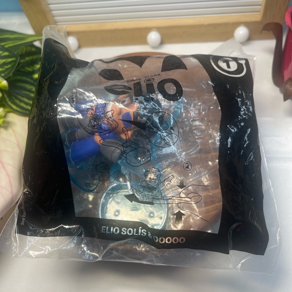 Disney Pixar Elio Solis McDonalds Happy Meal Toy #1 NEW Sealed 2024